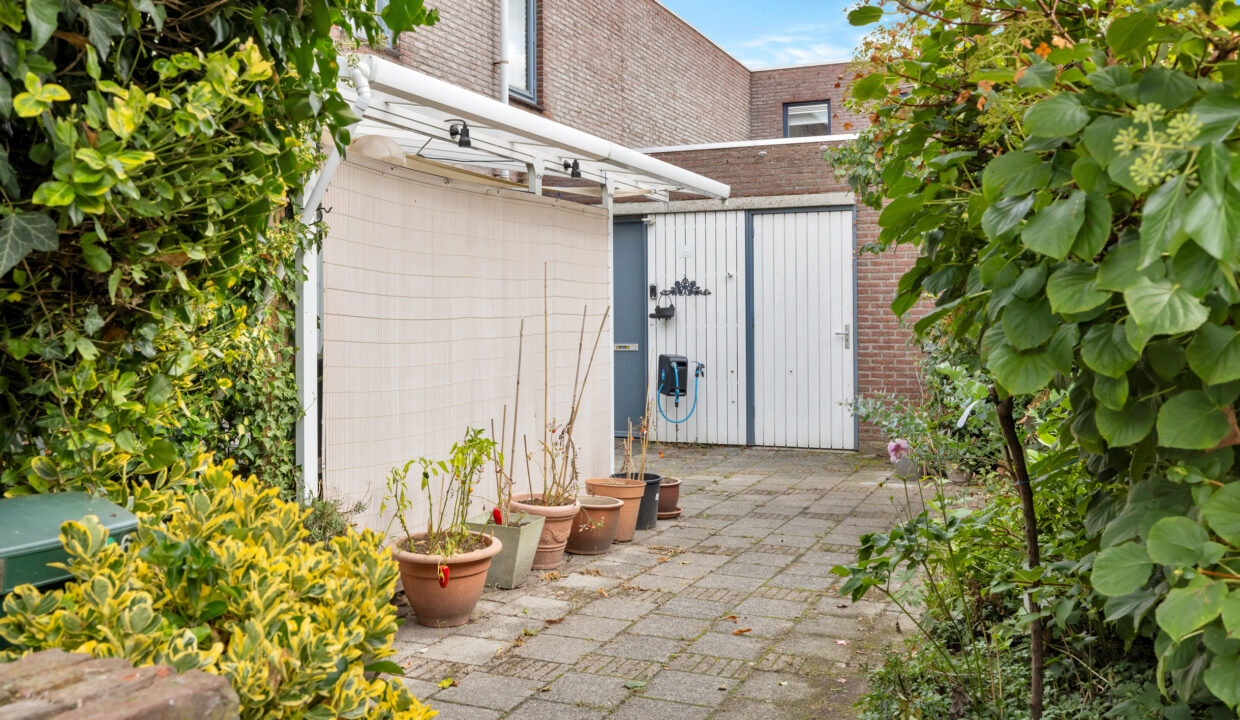 09-Achtertuin-05